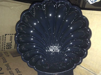 BP764-280 C&M Paquete fino Plato de plástico mediano concha de mar. 500 piezas Foto 1 de 4