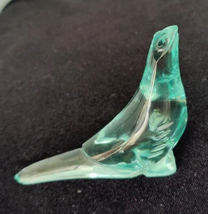 Small Elegant Glass Seal Figurine ~ Green - Picture 1 of 8