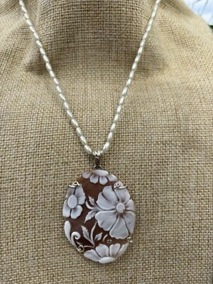 Collana In Argento 925% , Collana Con Perle Bianche , Collana Con Cammeo , Cameo - Immagine 1 di 3