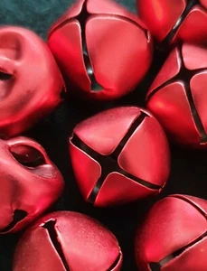 Red Jingle Bells 15 mm Christmas 10 pcs Card Making Embellishments Crafts - Picture 1 of 1