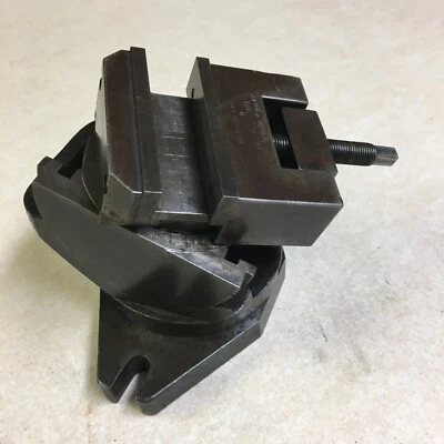 Wesson No. Tornillo de ángulo de rectificado de fresado universal de movimiento compuesto de 2 con mordazas de 3" Foto 1 de 4