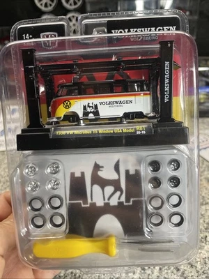 Машины 2025 M2 ~ набор моделей ~ 1958 VW микроавтобус 15 окон США модель R81 - Изображение 1 из 4