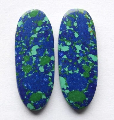 32.75 Ct Azurite (35.5mm X 14mm each) Cabochon Loose Match Pair - Image 1 of 3