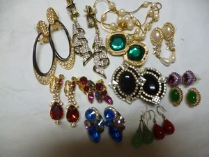 LOT VTG CLIP /PIERCE (13) EARRINGS C DIOR jJADE +15" FAUX PEARL NECKL etc - Picture 1 of 24