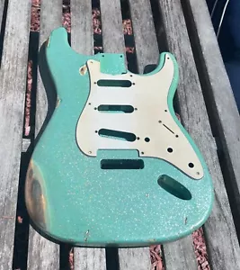STRAT BODY RELIC ANNI 60 LACCA VERDE SCINTILLA JVGuitars leggere - Foto 1 di 12