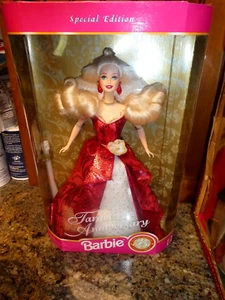 1997 SPECIAL LIMITED EDITION OF THE 35th ANNVERSARY OF TARGET DARLING BARBIE MIB - Picture 1 of 9