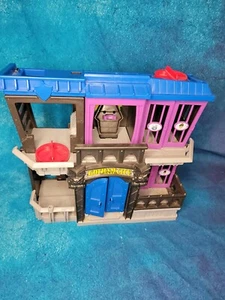 Imaginext DC Super Friends Gotham City Jail Playset Mattel W9642 2012 - Picture 1 of 2