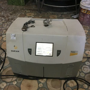 Detector de fugas Agilent / VARIAN PD03, VSPD032 como foto, sn:L945, tal cual, dφm sep. - Imagen 1 de 12