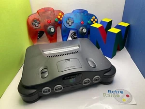Nintendo 64 N64 KONSOLE black - schwarz + Blauer u. Roter Controller - SET - PAL - Bild 1 von 13