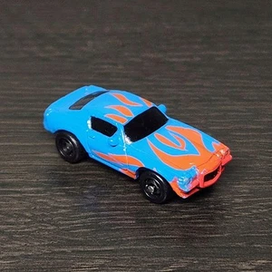 Micro Machines 2001 Hasbro Movie Stunt Action '71 Camaro, Blue/Red Flames HTF ๐ฅ - Picture 1 of 4