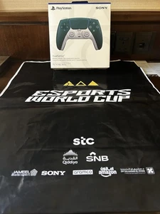 LIMITED EDITION EWC 2025 Sony PlayStation 5 DualSense Controller Alpine Green - Picture 1 of 10