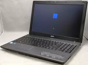 15.6" Acer TravelMate 5744Z-4603 (Pentium P6300/8GB RAM/512GB SSD) Win 11 Home - Picture 1 of 15