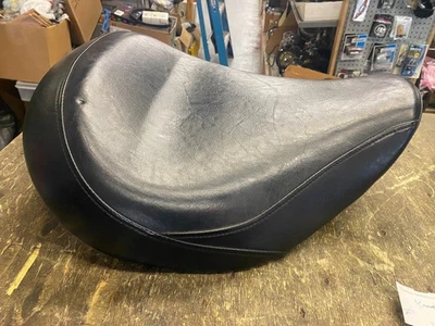 Asiento del conductor OEM 2006-2011 Yamaha XV1900 XV 1900 Roadliner Stratoliner 1D7-00S Foto 1 de 4