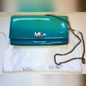 Pochette Michael Kors Mott Large East West: accessorio di design elegante e versatile - Foto 1 di 7