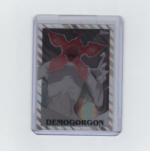 STRANGER THINGS 2025 TOPPS HIGH-TEK DEMOGORGON GLAM INSERT SSP! - Picture 1 of 2