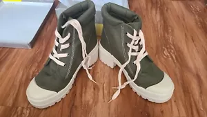 NWOT ON YOUR FEET Women's Block Heel Platform Lace-up Green size 8 - Picture 1 of 12