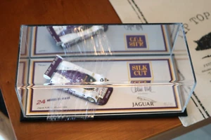 1/43 JAGUAR XJR-12 #3 GANADOR 24 HORAS DE LE MANS 1990 FIRMADO POR JOHN NIELSEN - Imagen 1 de 3