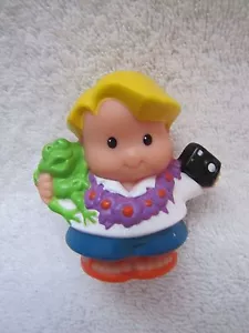 Fisher Price Little People EDDIE on VACATION ~ Boy with Camera & Lei ~ Tourist - Picture 1 of 1