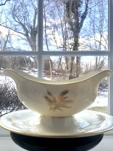 Vintage Lenox Harvest Wheat Bone China 24k Gold Gravy Boat With Underplate R-441 - Picture 1 of 4