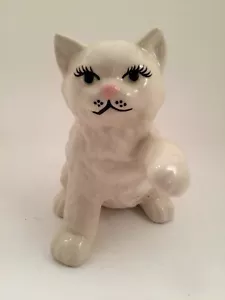 Large Vintage 8” Ceramic Cat White With Paw Up Statue Figure Home Decor Garden - Picture 1 of 6