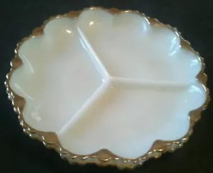 2 Milchglas geteilt Relish Süßigkeiten Schalen Gold Spitze Stil Borte Vintage Serviertablett - Bild 1 von 7