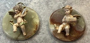 2x Vintage Musical Cherub On Onyx Wall Hanging Plaques - Picture 1 of 17