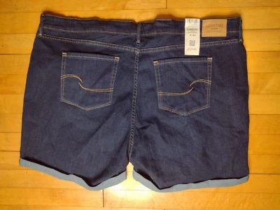 Pantalones cortos Signature Gold Levi Strauss talla 24/W37 para mujer tiro medio 5” Foto 1 de 4