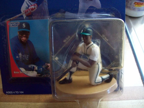 KEN GRIFFEY JR. MARINERS STARTING LINE-UP 1998 BASEBALL ACTION FIGURE w/CARD Cover