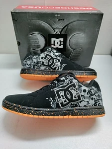 DC Shoes Men’s Gaveler Skate Shoes Black/Orange Skull Graphic Size 8.5 NWOT - Bild 1 von 10