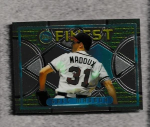 1995 Topps Finest #213 GREG MADDUX Chicago Cubs Atlanta Braves NR Mint to MINT - Bild 1 von 2