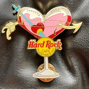 JAKARTA INDONESIA🎸Hard Rock CAFE®HR PIN✅ 2003 VALENTINE'S DAY HEART GLASS LE300 - Picture 1 of 5