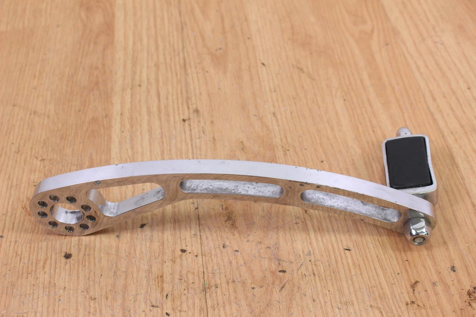 Harley Davidson Softtail 2005 pedal de freno trasero Foto 1 de 4