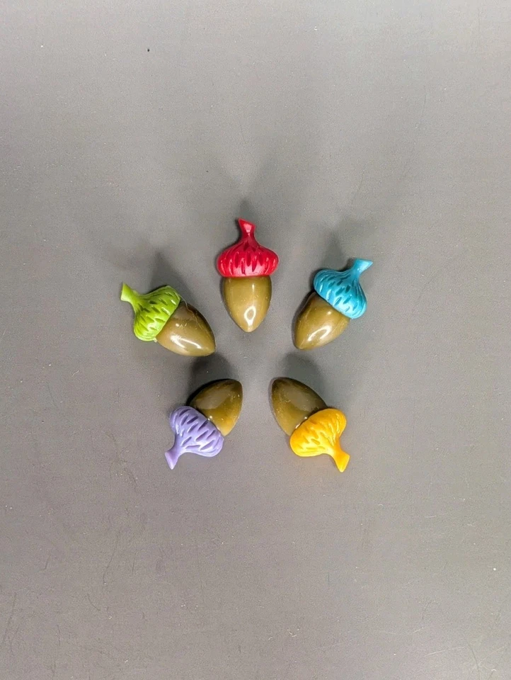 Peças de reposição para jogos de esquilo sorrateiros e lanches - 5 bolotas - uma em cada cor - Imagem 1 de 1