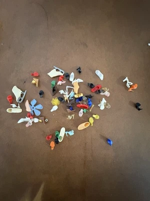 Gran Lote Paquete de Zapatos y Accesorios Barbie Foto 1 de 4