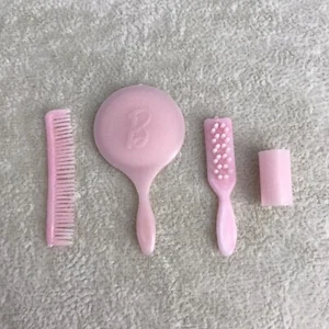 Vintage BARBIE SKIPPER FRANCIE Pink Mirror Brush Comb & One Curler 1960's - Picture 1 of 8