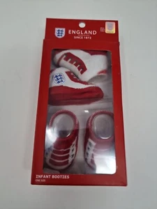 England Baby Booties White Red Warm Socks Infant 0-6 Months Official Team Gift - Picture 1 of 3