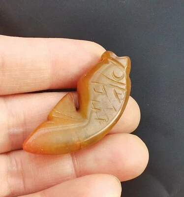 3D pez tallado amarillo piedra jade colgante eslabón, encanto amuleto cuerda collar Foto 1 de 4