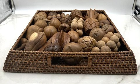 Nantcuket Vintage Square Basket with Wooden Fruit Cover