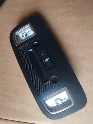 AUDI TT CUPÉ SPORT MK3 2017 LUZ DE LECTURA TECHO INTERIOR 8V7947135A Foto 1 de 4