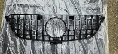 Parrilla de parachoques delantero negra Mercedes Benz GLE63 Sport 2016-19 Foto 1 de 4