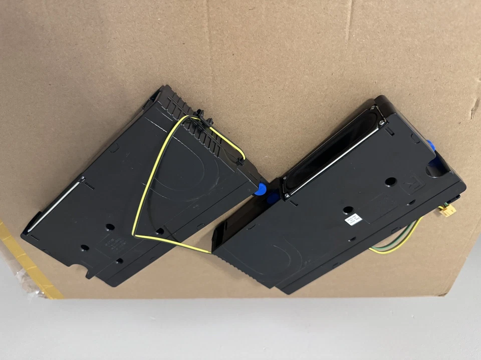 Alto-falante woofer conjunto de duas TVs Samsung UN65NU710 - Imagem 1 de 4