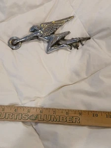 Packard Goddess "Donut Chaser" Hood Ornament - Bild 1 von 6