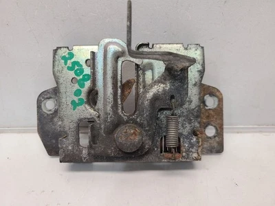 Mitsubishi Lancer 2009 ES (Sedán) capó pestillo  Foto 1 de 4