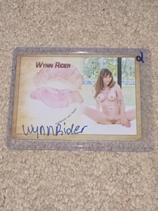 Wynn Rider Collectors Expo Autograph Signed Kiss Card Model #2 - Picture 1 of 2