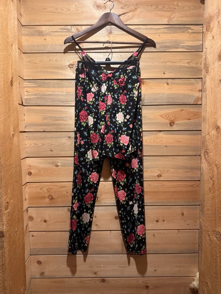 BETSEY JOHNSON  Pajama Set Black & Pink Floral Fun Soft Sexy Pjs Size Small - Image 1 of 4