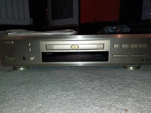Denon Dv 3300 DVD CD Player gold Multi Region - Picture 1 of 10