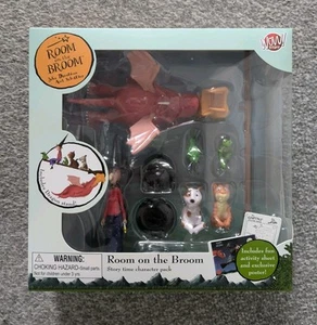 WOW! STUFF The Room On The Broom Story Time Set | Collectable Character Gruffalo - Picture 1 of 2