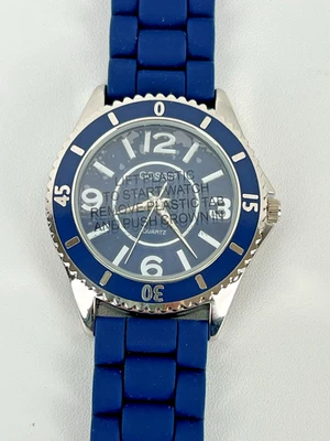 Nueva banda de silicona Gossip para mujer azul marino tono plateado batería nueva Foto 1 de 4