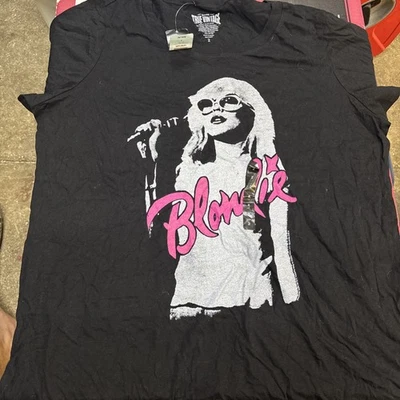 Blondie Mic Woman’s T Shirt Women's Size 2 torrid   - Image 1 of 4