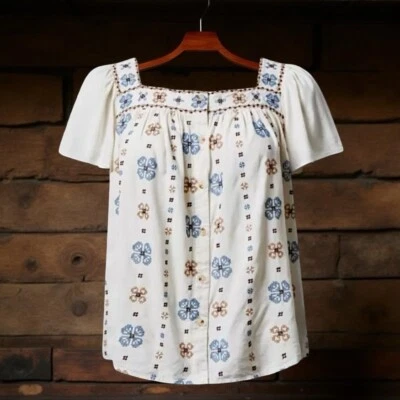 TORRID Beach Linen Eyelet Trim Shirt NWT Size 1X - Image 1 of 4